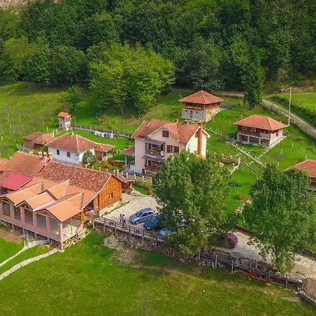 Ethno Village Bogut Séjour à la campagne Bogutovac