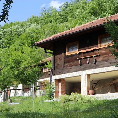 Ethno Village Bogut Séjour à la campagne *